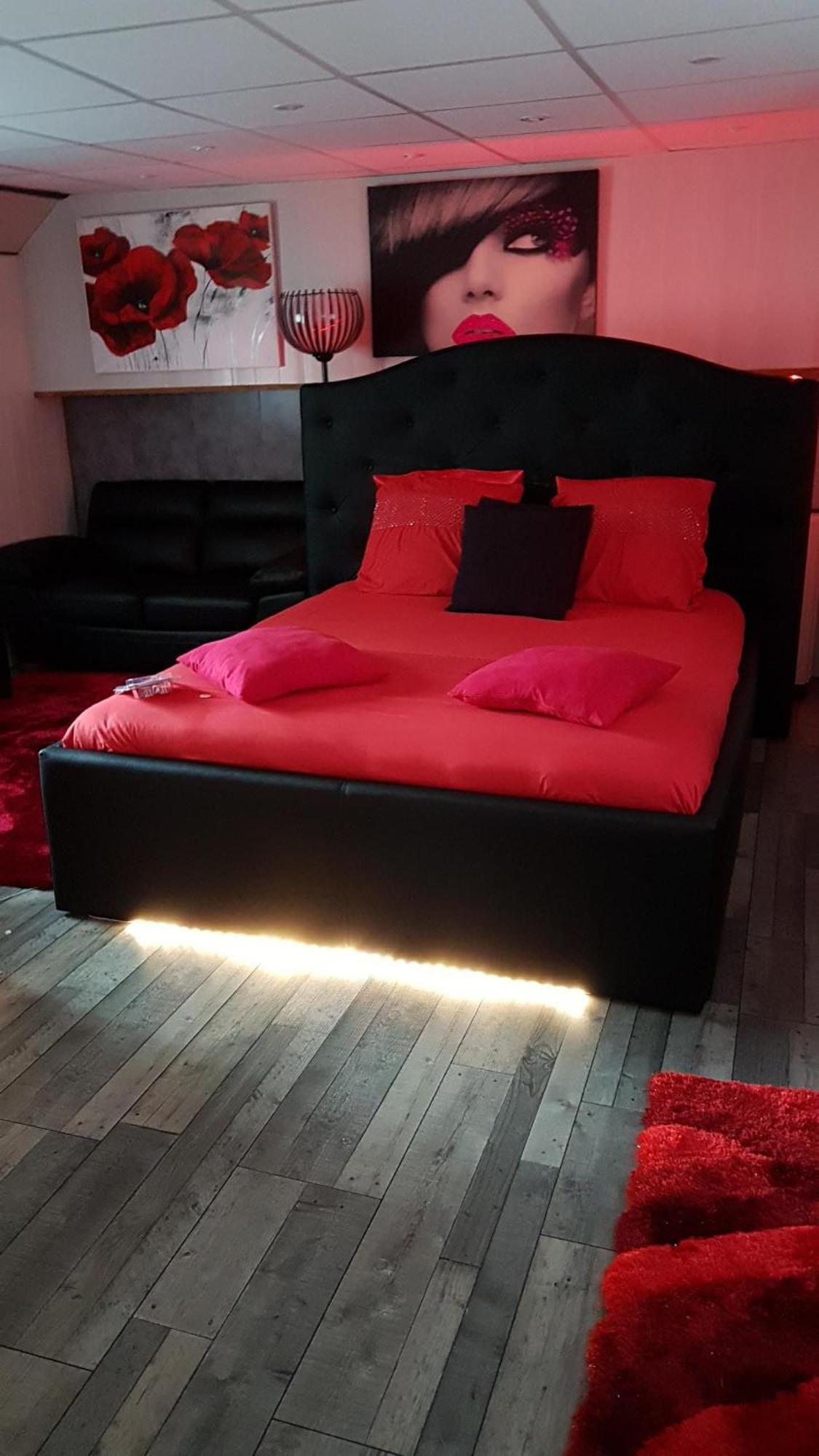Peniche Morgane 2 Sas Les Betises Hotel Cambrai Ngoại thất bức ảnh